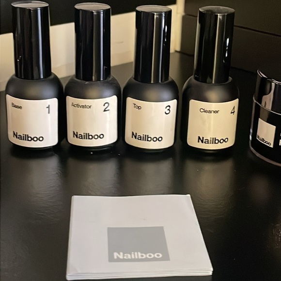 Nailboo Complete Nail Dip System Includes FIVE COLORS!​​​ - Picture 5 of 5